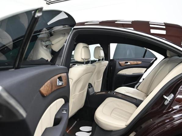 Mercedes-Benz CLS II (C218) с пробегом 2012 года, цена 2 199 000 рублей, 185000 км, седан, Автокод Объявления