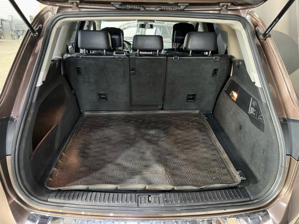 Volkswagen Touareg II с пробегом 2010 года, цена 1 240 000 рублей, 294605 км, внедорожник, Автокод Объявления