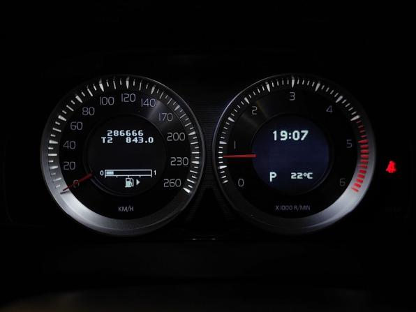 Volvo XC70 II с пробегом 2012 года, цена 1 199 000 рублей, 286664 км, универсал, Автокод Объявления