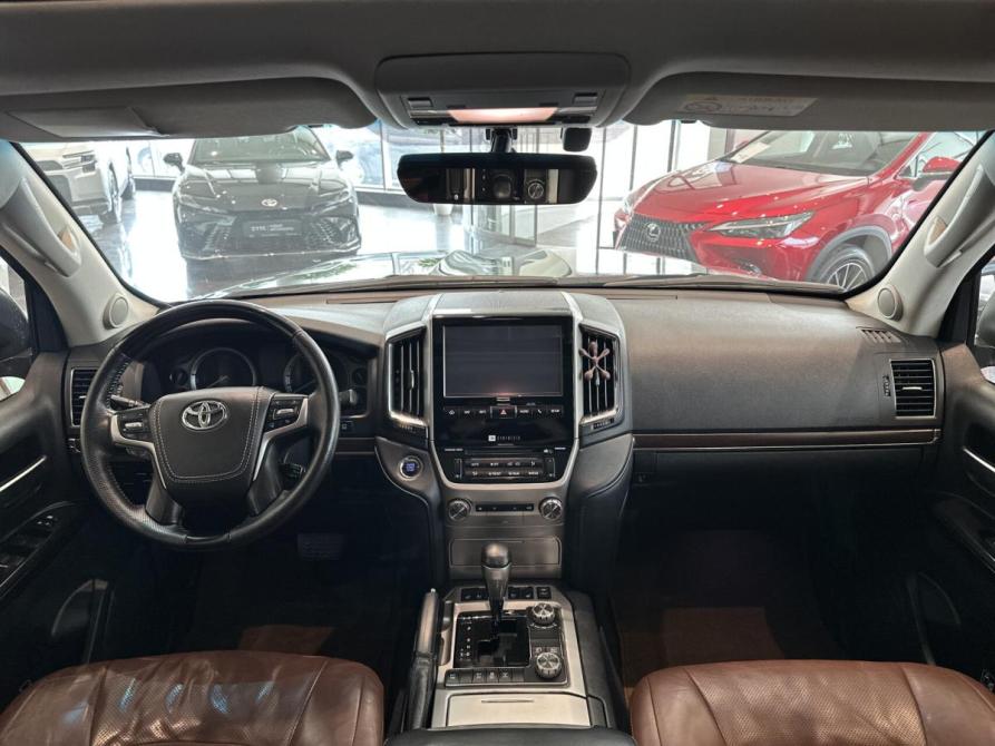 Toyota Land Cruiser 200 Series Рестайлинг 2 Казань  - изображение 17