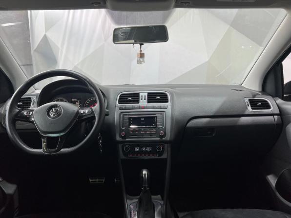 Volkswagen Polo V Рестайлинг с пробегом 2016 года, цена 1 200 000 рублей, 117000 км, седан, Автокод Объявления
