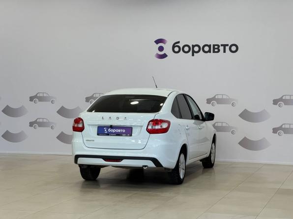 Lada (ВАЗ) Granta I Рестайлинг с пробегом 2022 года, цена 840 000 рублей, 62081 км, лифтбек, Автокод Объявления