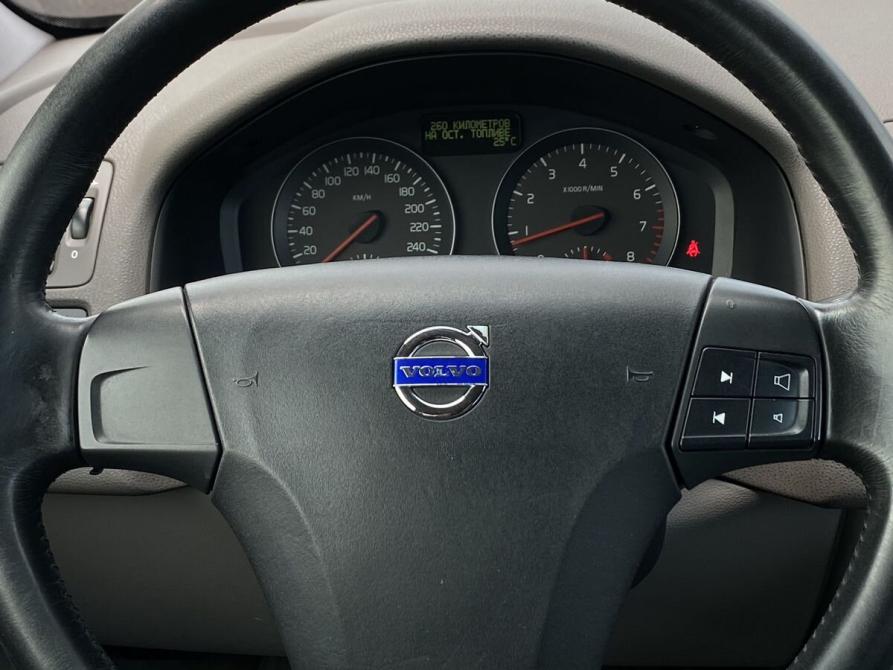 Volvo C30 I Москва  - изображение 15