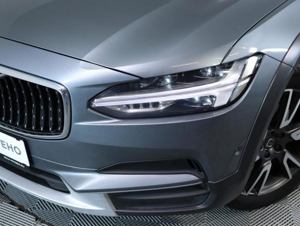 Volvo V90 Cross Country I с пробегом 2019 года, цена 3 490 000 рублей, 116275 км, универсал, Автокод Объявления