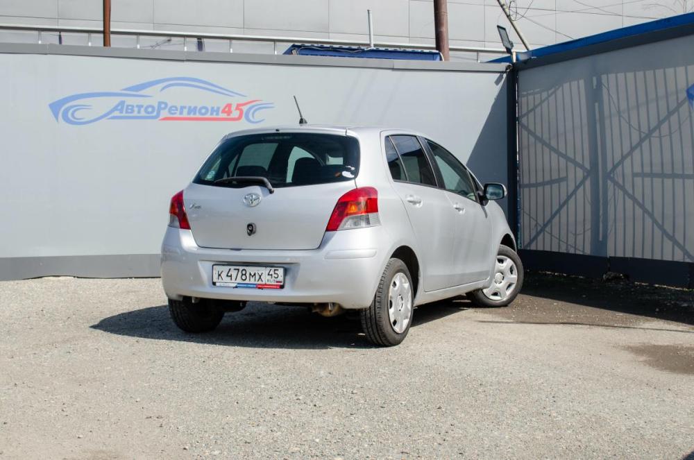 Toyota Vitz II (XP90) Курган  - изображение 4