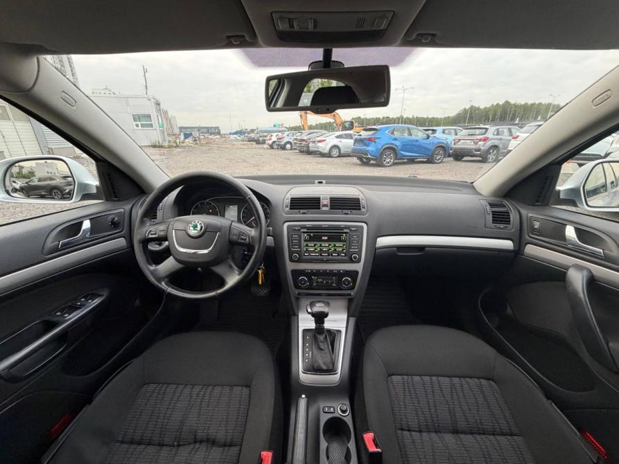 Skoda Octavia II (A5) Рестайлинг Санкт-Петербург  - изображение 7