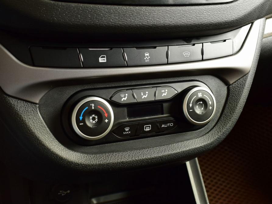 Lada (ВАЗ) Vesta I Кемерово  - изображение 17