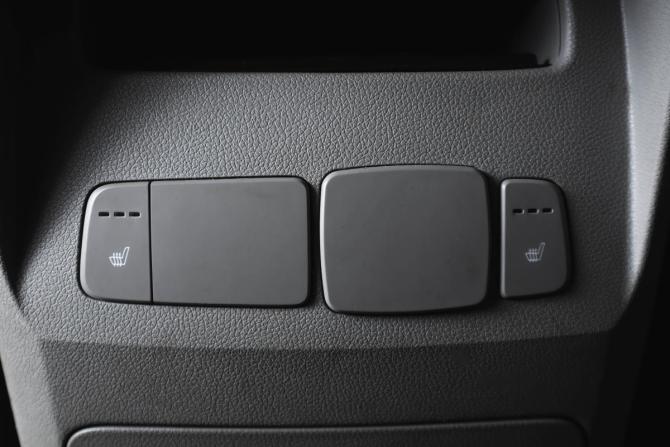 Kia Carnival III с пробегом 2017 года, цена 2 519 000 рублей, 140200 км, минивэн, Автокод Объявления