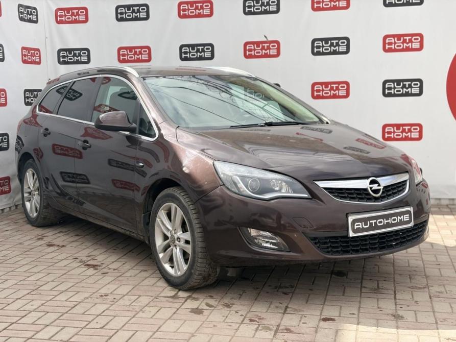 Opel Astra J Рестайлинг Санкт-Петербург  - изображение 3