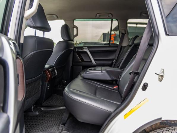 Toyota Land Cruiser Prado 150 Series Рестайлинг 1 с пробегом 2015 года, цена 3 028 000 рублей, 188957 км, внедорожник, Автокод Объявления