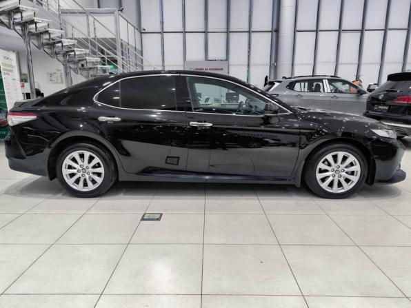 Toyota Camry VIII (XV70) с пробегом 2021 года, цена 2 100 000 рублей, 351392 км, седан, Автокод Объявления