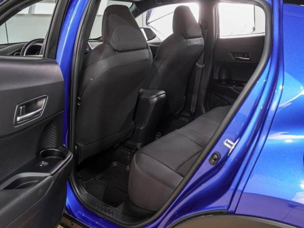 Toyota C-HR I с пробегом 2019 года, цена 2 249 000 рублей, 63368 км, внедорожник, Автокод Объявления