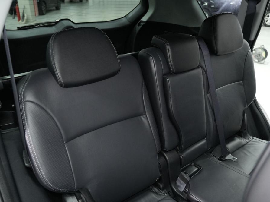 Mitsubishi Outlander II Рестайлинг Новосибирск  - изображение 12