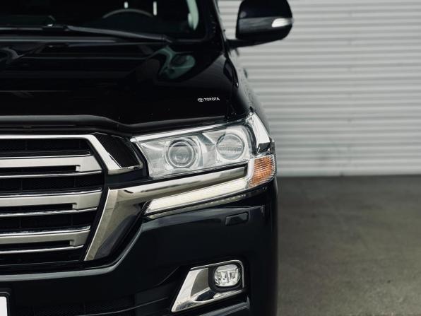 Toyota Land Cruiser 200 Series Рестайлинг 2 с пробегом 2016 года, цена 6 250 000 рублей, 170932 км, внедорожник, Автокод Объявления