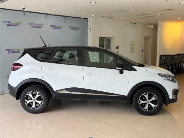 Renault Kaptur I Рестайлинг с пробегом 2021 года, цена 1 099 000 рублей, 160348 км, внедорожник, Автокод Объявления