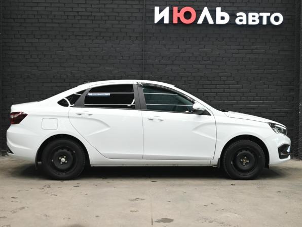 Lada (ВАЗ) Vesta I Рестайлинг (NG) с пробегом 2023 года, цена 1 300 000 рублей, 45552 км, седан, Автокод Объявления