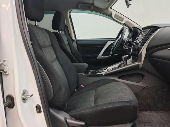Mitsubishi Pajero Sport III с пробегом 2018 года, цена 2 600 000 рублей, 195363 км, внедорожник, Автокод Объявления