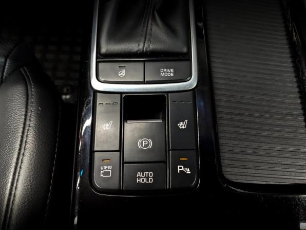 Kia Optima IV Рестайлинг с пробегом 2019 года, цена 2 060 000 рублей, 111354 км, седан, Автокод Объявления