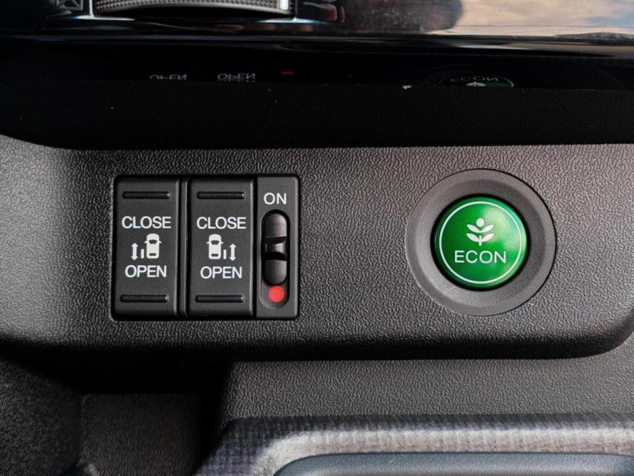Honda Stepwgn V Краснодар  - изображение 17