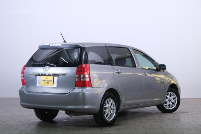 Toyota Wish I с пробегом 2003 года, цена 699 000 рублей, 300000 км, компактвэн, Автокод Объявления