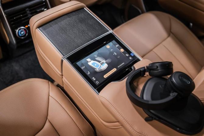 Новый Land Rover Range Rover V 2025 года, цена 23 490 000 рублей, внедорожник, Автокод Объявления