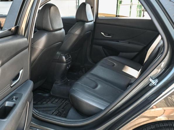 Hyundai Elantra VII (CN7) Рестайлинг с пробегом 2023 года, цена 2 099 000 рублей, 56987 км, седан, Автокод Объявления