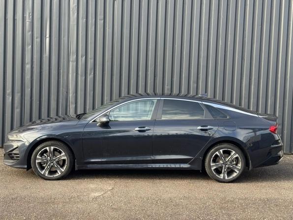 Kia K5 III с пробегом 2021 года, цена 2 420 000 рублей, 121000 км, седан, Автокод Объявления