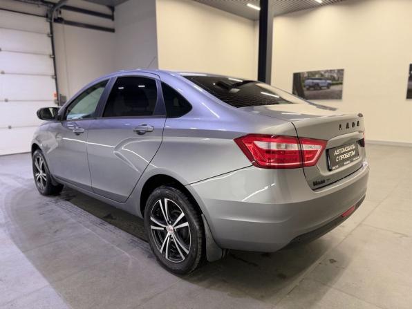 Lada (ВАЗ) Vesta I с пробегом 2019 года, цена 800 000 рублей, 106684 км, седан, Автокод Объявления