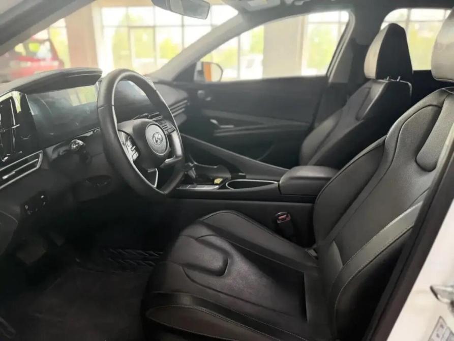 Hyundai Elantra VII (CN7) Челябинск  - изображение 8
