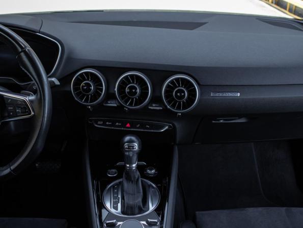Audi TT III (8S) с пробегом 2016 года, цена 2 890 000 рублей, 89000 км, купе, Автокод Объявления
