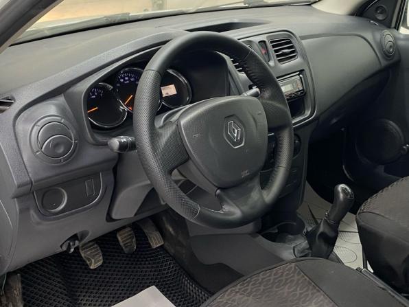 Renault Logan II с пробегом 2018 года, цена 719 000 рублей, 138894 км, седан, Автокод Объявления