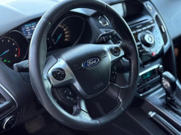 Ford Focus III с пробегом 2012 года, цена 742 000 рублей, 279108 км, универсал, Автокод Объявления