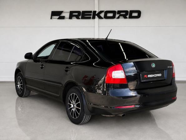 Skoda Octavia II (A5) Рестайлинг с пробегом 2012 года, цена 1 079 000 рублей, 127000 км, лифтбек, Автокод Объявления