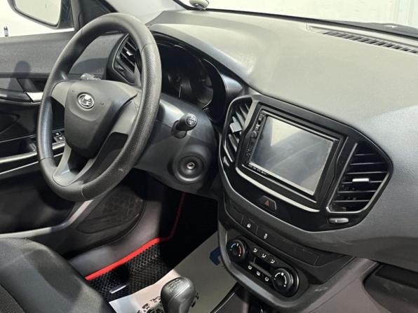 Lada (ВАЗ) Vesta I с пробегом 2018 года, цена 885 800 рублей, 64773 км, седан, Автокод Объявления