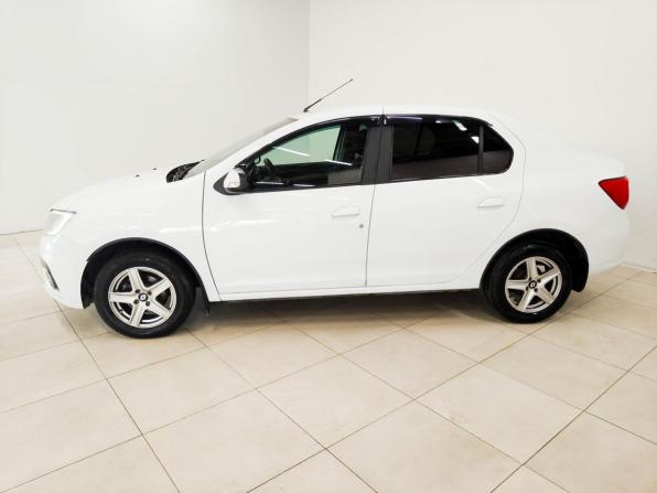 Renault Logan II Рестайлинг с пробегом 2020 года, цена 954 600 рублей, 42575 км, седан, Автокод Объявления