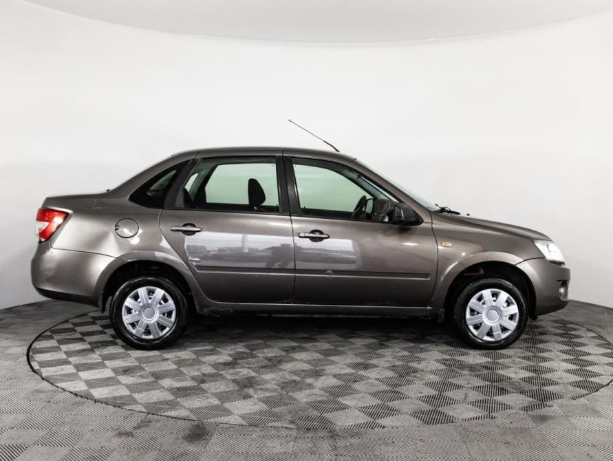 Lada (ВАЗ) Granta I Санкт-Петербург  - изображение 4