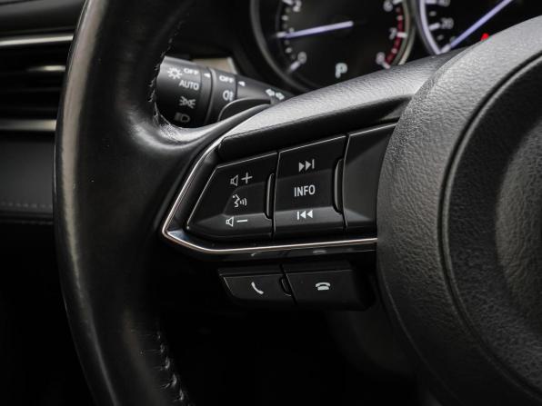Mazda 6 III (GJ) Рестайлинг 2 с пробегом 2021 года, цена 2 592 070 рублей, 91939 км, седан, Автокод Объявления