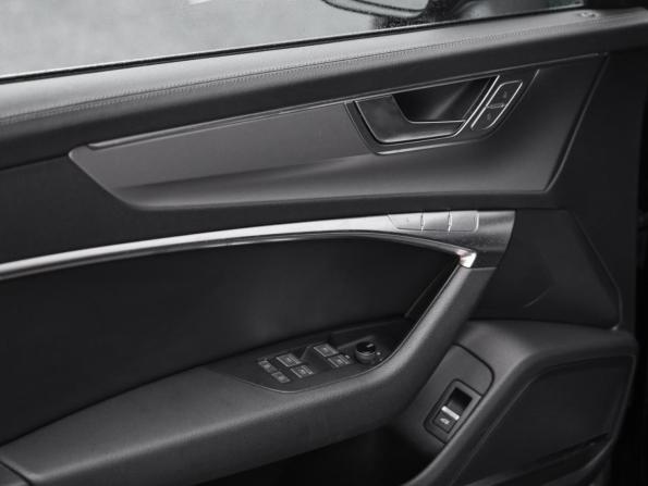 Audi A6 V (C8) с пробегом 2021 года, цена 5 899 000 рублей, 40046 км, седан, Автокод Объявления