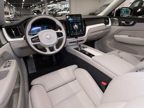 Volvo XC60 II Рестайлинг 2 с пробегом 2026 года, цена 8 100 000 рублей, 50 км, внедорожник, Автокод Объявления