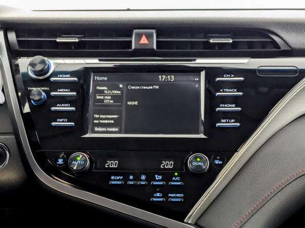 Toyota Camry VIII (XV70) с пробегом 2020 года, цена 2 895 000 рублей, 99498 км, седан, Автокод Объявления