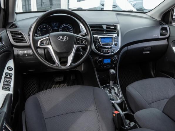 Hyundai Solaris I с пробегом 2013 года, цена 949 000 рублей, 184926 км, седан, Автокод Объявления