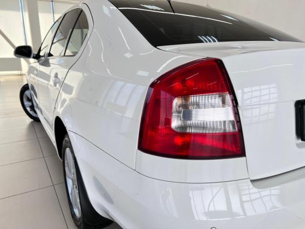 Skoda Octavia II (A5) Рестайлинг с пробегом 2011 года, цена 994 000 рублей, 183444 км, лифтбек, Автокод Объявления