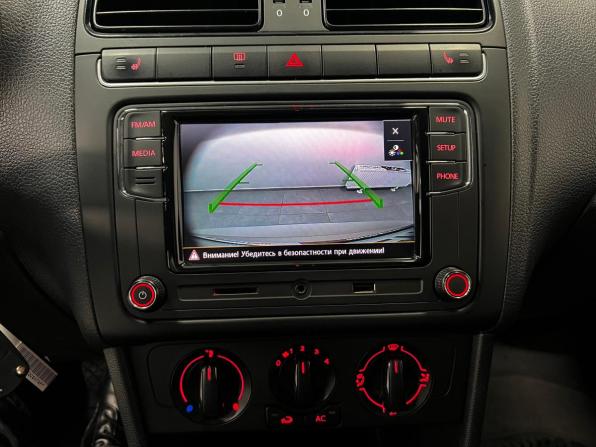 Volkswagen Polo V с пробегом 2012 года, цена 690 000 рублей, 190304 км, седан, Автокод Объявления