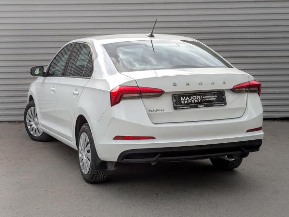 Skoda Rapid II с пробегом 2021 года, цена 1 195 000 рублей, 181183 км, лифтбек, Автокод Объявления