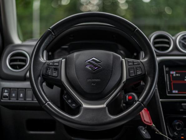 Suzuki Vitara II Рестайлинг с пробегом 2020 года, цена 1 415 000 рублей, 181265 км, внедорожник, Автокод Объявления