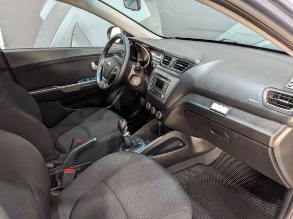 Kia Rio III Рестайлинг с пробегом 2016 года, цена 950 000 рублей, 186701 км, седан, Автокод Объявления