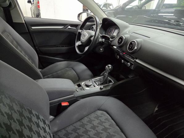 Audi A3 III (8V) с пробегом 2014 года, цена 1 099 000 рублей, 172591 км, седан, Автокод Объявления