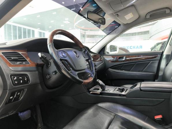 Hyundai Equus II Рестайлинг с пробегом 2016 года, цена 1 300 000 рублей, 176400 км, седан, Автокод Объявления