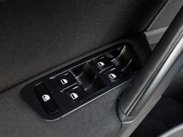 Volkswagen Golf VII с пробегом 2013 года, цена 1 435 000 рублей, 96052 км, хэтчбек, Автокод Объявления