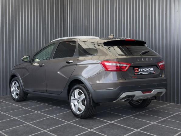Lada (ВАЗ) Vesta I с пробегом 2019 года, цена 977 000 рублей, 120421 км, универсал, Автокод Объявления